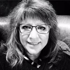 Meet your Posher, Kari